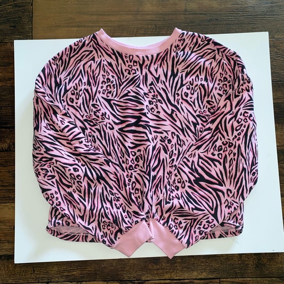 Source Unknown Tops - Source Unknown Pink and Black Animal Print Sweatshirt